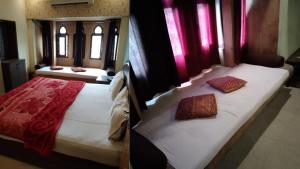 - 2 lits dans une chambre rouge et blanche dans l'établissement Jaisalmer Hotel Meotrips, à Jaisalmer