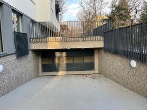 Budova, v ktorej sa apartmán nachádza