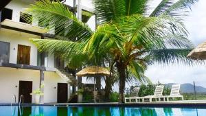 Bazén v ubytování WILD FORTRESS HOTEL Sigiriya nebo v jeho okolí