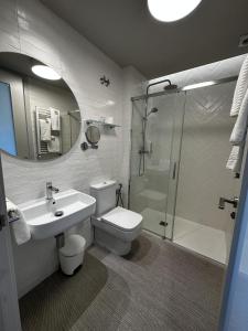 A bathroom at San Luis