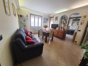 Istumisnurk majutusasutuses Appartamento Vinovo Centro