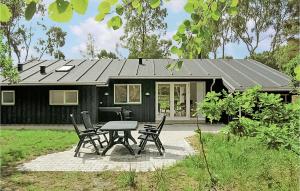 Awesome Home In Grenaa With 3 Bedrooms, Sauna And Internet