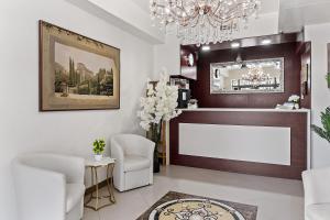 Posezení v ubytování Lina Hotel