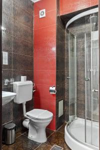 Koupelna v ubytování Lina Hotel