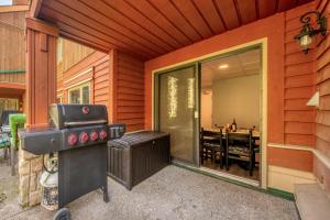 Gallery image of Panorama Resort 2 Bedroom Creekside Condo in Panorama