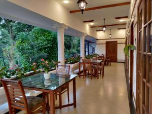 Restaurace v ubytování The Cana's Coorg