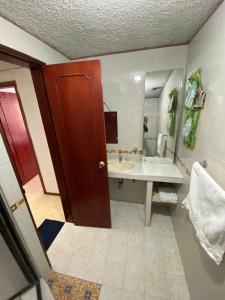 Een badkamer bij ERY total confort Pasto