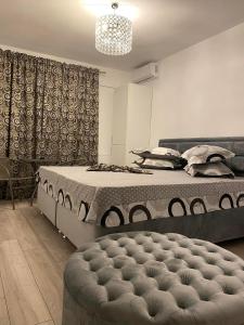 Postel nebo postele na pokoji v ubytování Luxury by SARAY