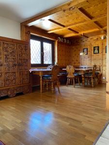 Fotografie z fotogalerie ubytování Gemütliches Haus in Seewalchen am Attersee v destinaci Seewalchen + 32 fotografií