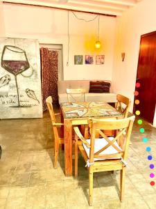 Photo de la galerie de l'établissement Habitación #4 a dos cuadras del malecón, à La Paz