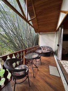 A balcony or terrace at Chalés Princesa Isabel