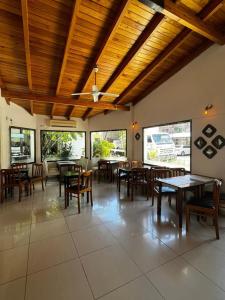 Restoran atau tempat lain untuk makan di La Casona