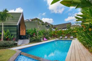 Bazén v ubytování Le Cielo Resort Umalas by Maviba nebo v jeho okolí