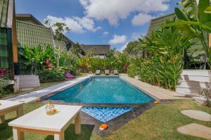 Bazén v ubytování Le Cielo Resort Umalas by Maviba nebo v jeho okolí