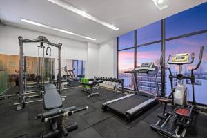 Fitness centrum a/nebo fitness zařízení v ubytování Sochi Hotel