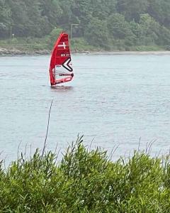 Windsurfing sa apartment o sa malapit