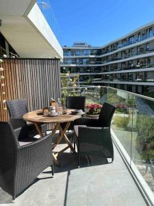 Gallery image of Bo med stil og udsigt til Aarhus lystbådehavn in Aarhus