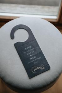 Certifikát, hodnocení, plakát nebo jiný dokument vystavený v ubytování La Merveilleuse by Infiniti hôtel