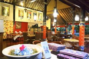Restaurace v ubytování Puri Cendana Resort Bali