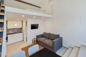 Μια τηλεόραση ή/και κέντρο ψυχαγωγίας στο Portela House