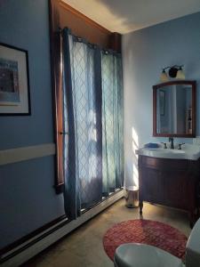 Fotografie z fotogalerie ubytování Firehouse Inn v destinaci Barre