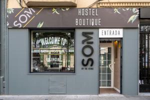 SOM Hostel By The Venue的证书、奖牌、标识或其他文件