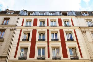 Gallery image of Hôtel Avenir Jonquière in Paris