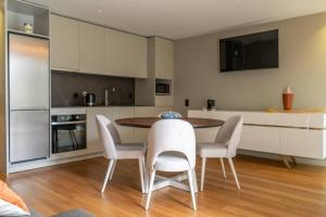 Afbeelding uit fotogalerij van Luisa Beach Studio in Estoril +8 foto's