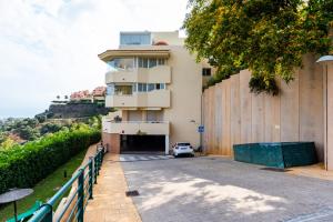 Budova, v ktorej sa apartmán nachádza