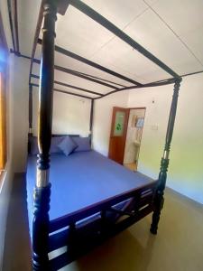 Katil atau katil-katil dalam bilik di Summer House Mirissa