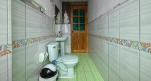 Vonios kambarys apgyvendinimo įstaigoje Habitación simple