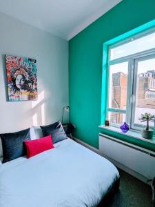 Katil atau katil-katil dalam bilik di Central Brighton Studio by the Beach