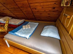 Postel nebo postele na pokoji v ubytování holiday home in Bohemia in the Czech Republic