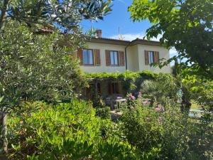 Сад в Belvedere Residenza Mediterranea