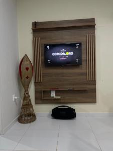 Una televisión o centro de entretenimiento en Rsolmar2023 apartamentos