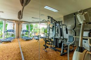 Fitness centrum a/nebo fitness zařízení v ubytování Swiss-Belinn Malang