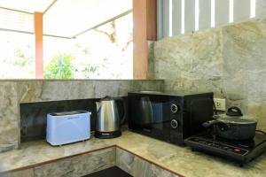 Kemudahan buat kopi dan teh di Bang Po Garden