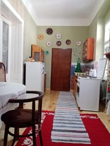 Eldhús eða eldhúskrókur á Apartmani Dragulj