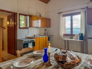 Η κουζίνα ή μικρή κουζίνα στο Fisherman's House