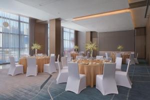 Restaurace v ubytování Shantou Marriott Hotel + 37 fotografií