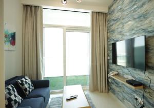 Fotografie z fotogalerie ubytování MH - REVA 1 BHK Canal View - REF2513 v Dubaji