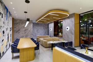 Posezení v ubytování Delta Hotels by Marriott New York Times Square + 23 fotografií