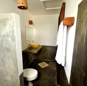 Koupelna v ubytování Boa Village- Bungalow Amarelo- Praia de Algodões- Península de Maraú, BA