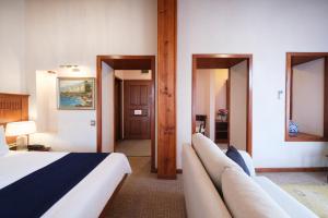 Postel nebo postele na pokoji v ubytování Hotel Bosnali