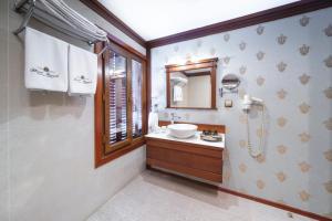 Koupelna v ubytování Hotel Bosnali