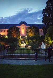 Aed väljaspool majutusasutust A l'Ombre des tilleuls