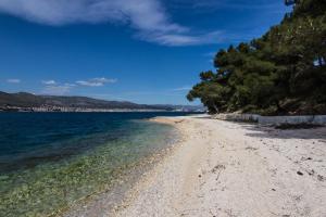 Foto dalla galleria di Apartments Villa Novak 1 a Okrug Donji