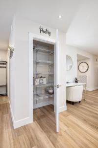 Koupelna v ubytování Single Story minutes from Summerlin with RV Parking & Dog Friendly