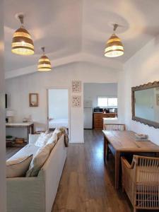 Postel nebo postele na pokoji v ubytování Blue Gum on Bruny