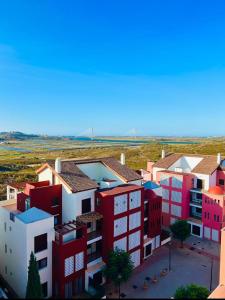 Tòa nhà nơi căn hộ tọa lạc